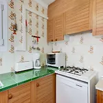 Apartment Great With View Montjoi