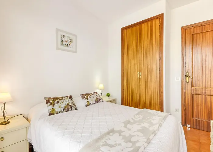 Great With View Apartment Montjoi