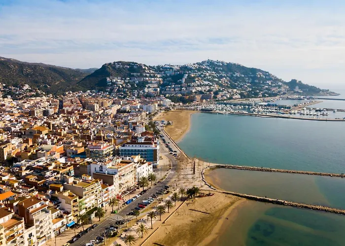 Great With View Apartment Montjoi
